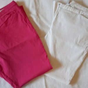 2 pairs of stretchy capris